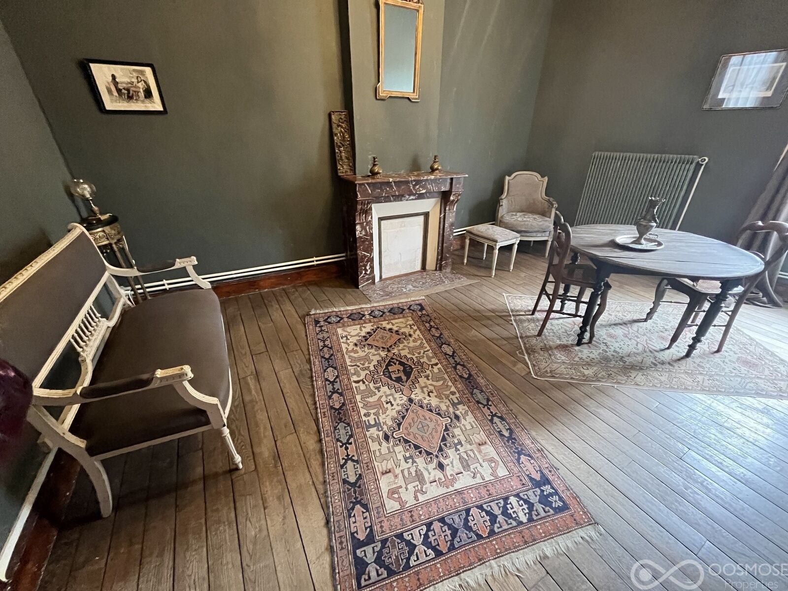 Charmante maison de ville à rénover - Img 1339