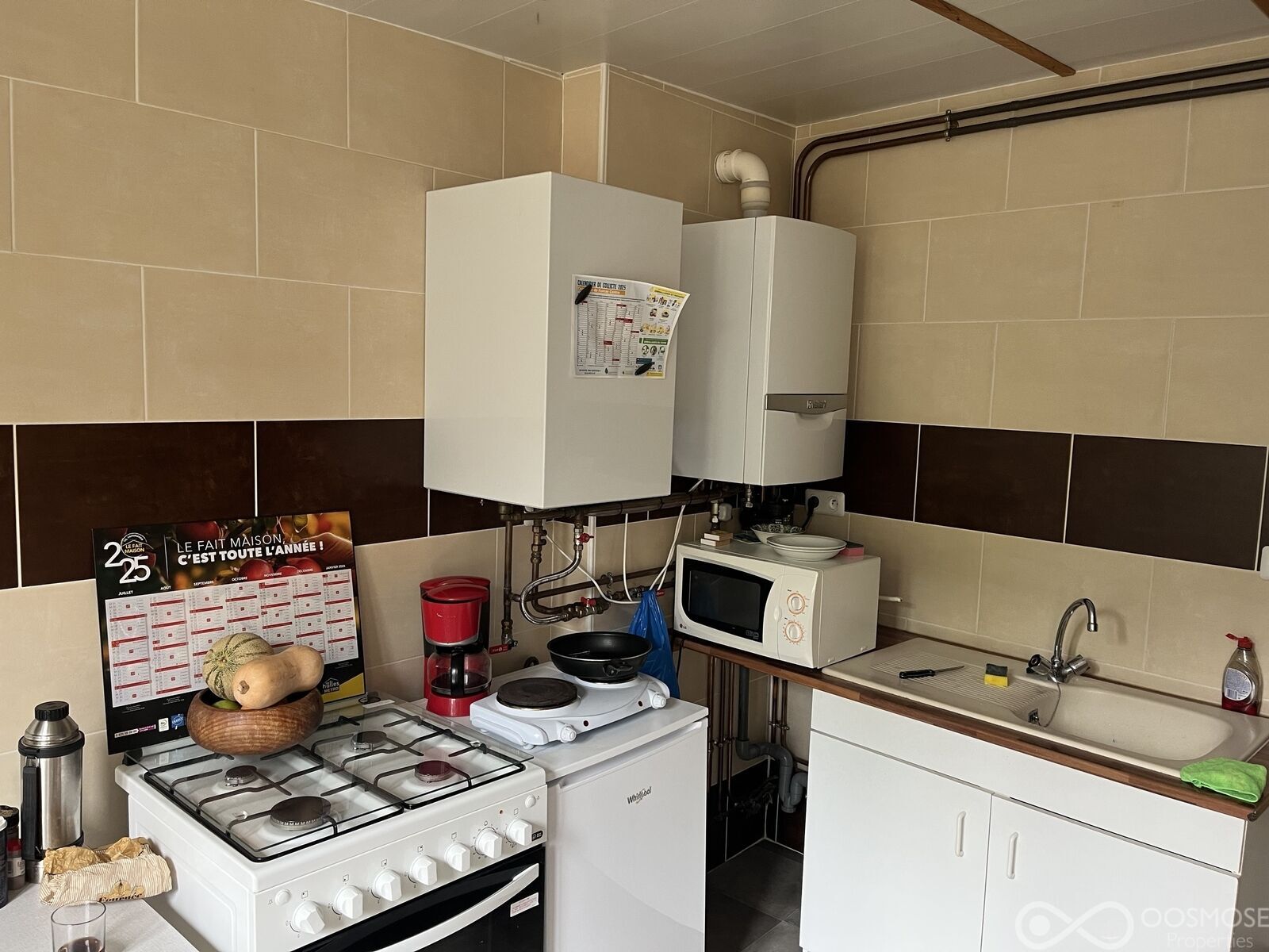 Charmante maison de ville à rénover - Img 1346