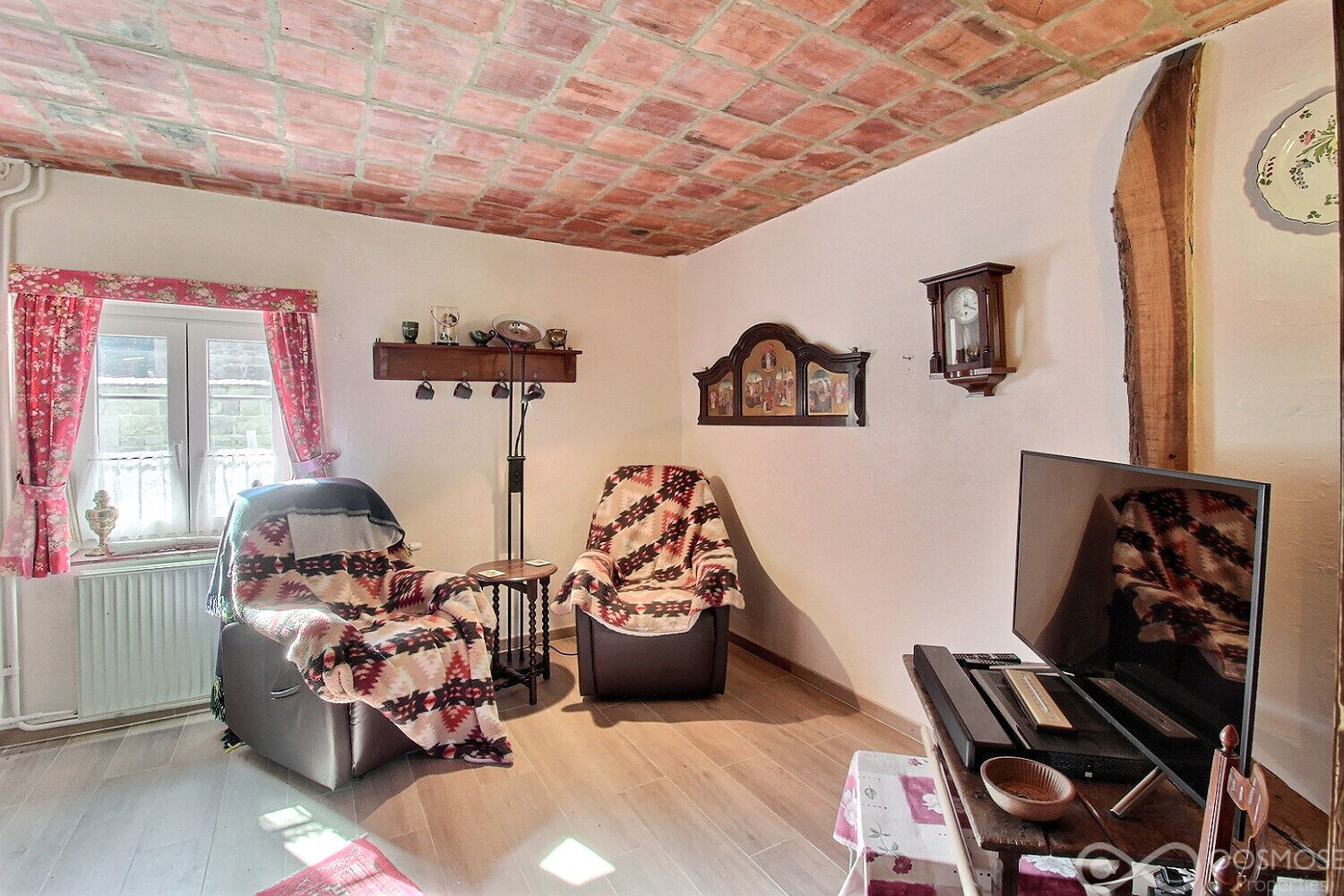 Charmante maison en pierre du 17e avec terrasse et jardin - 0 0003-2