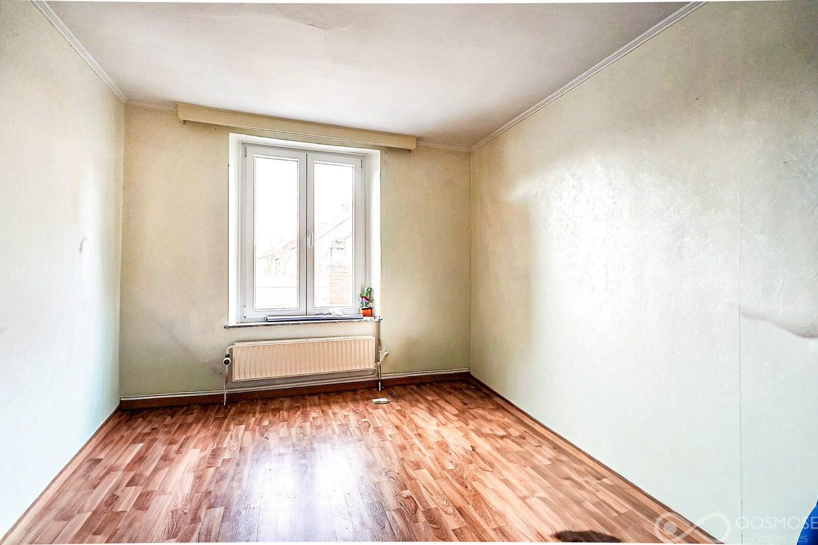Immeuble 1 commerce et 2 appart. 2ch au centre de Nismes - Final-04