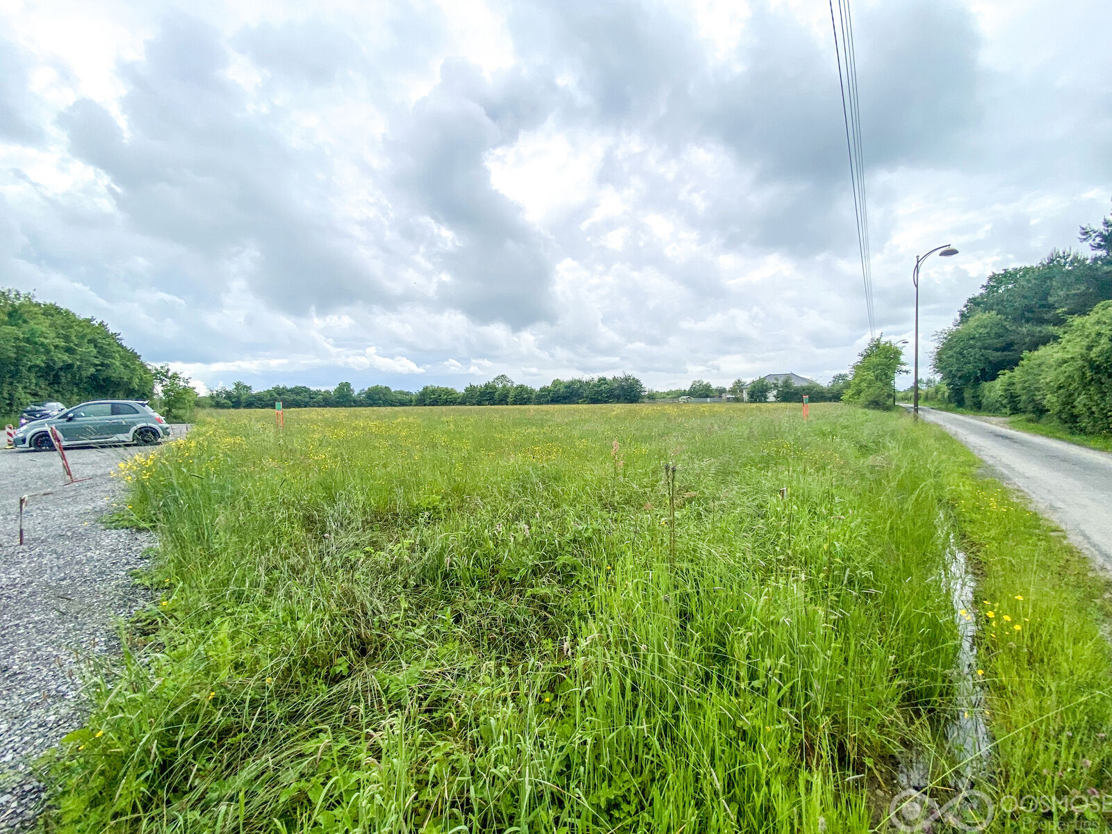 Rocroi 10' Belgique - Beau terrain à bâtir de 13 ares - 2a1626e5-56f9-4eca-b4cc-51d8f9c5278b