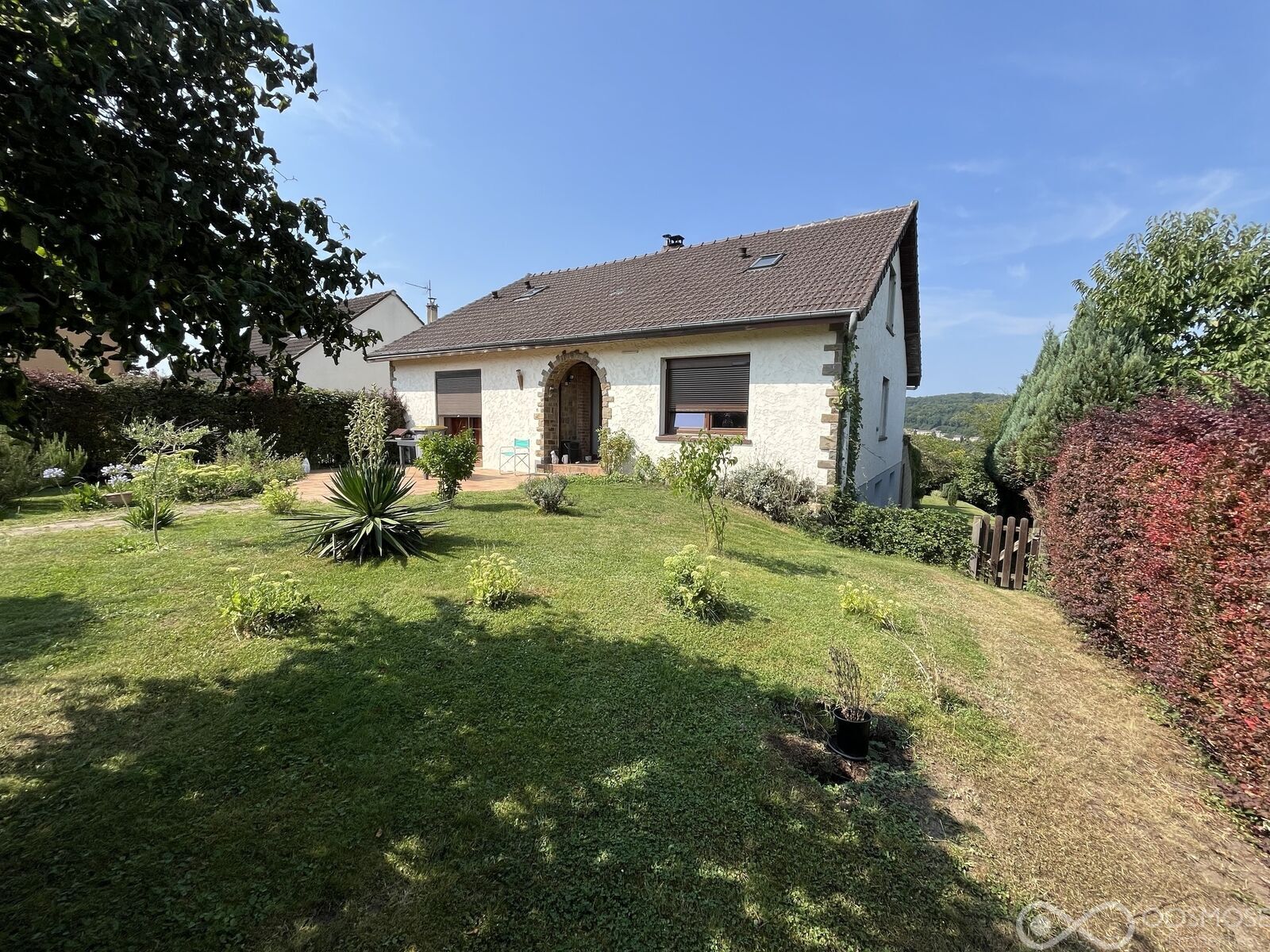 Belle et spacieuse maison dans un environnement paisible - Img 1578
