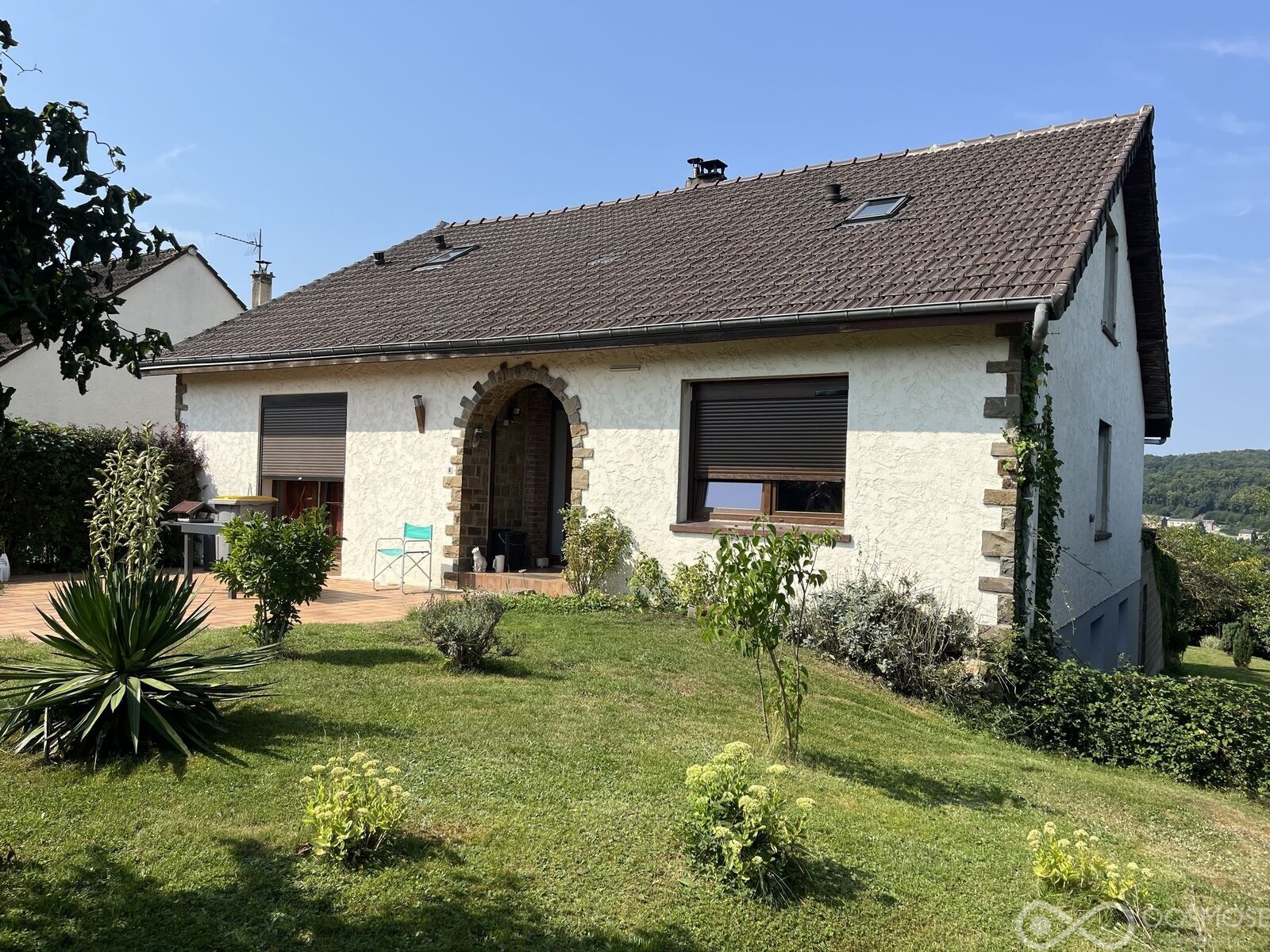 Belle et spacieuse maison dans un environnement paisible - Img 1579