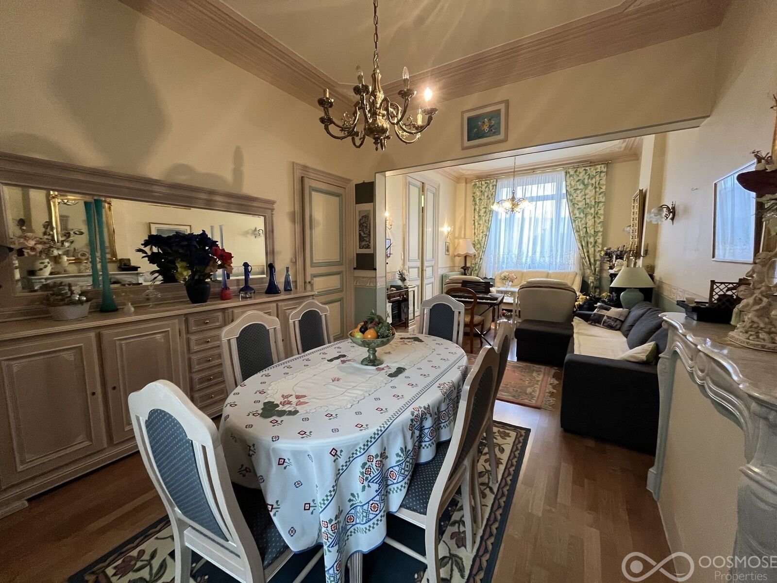 Belle maison de maître dans le centre ville - Img 3392