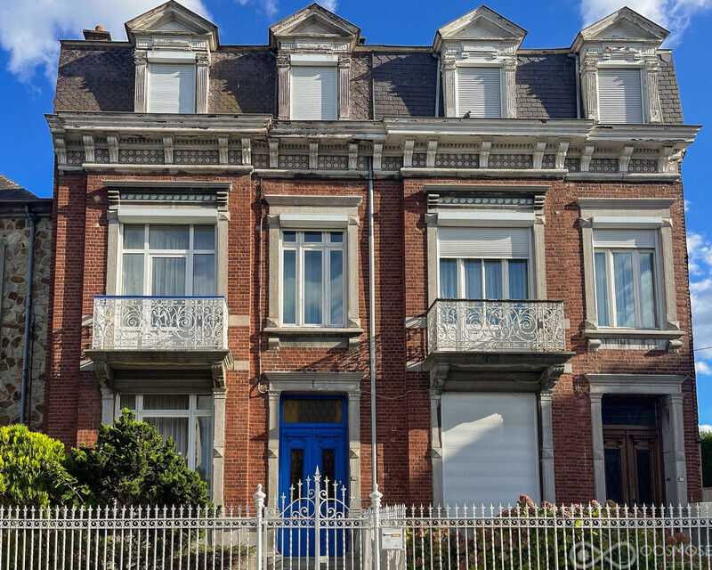Belle maison de maître dans le centre ville - Sans titre-14