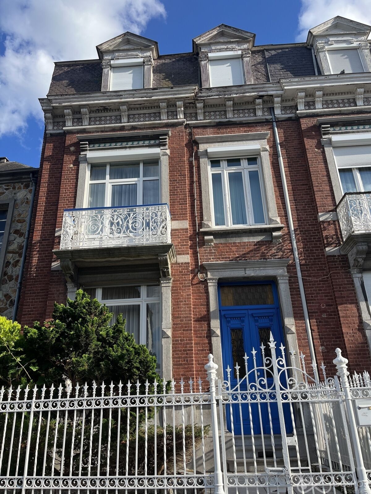 Belle maison de maître dans le centre ville - Img 1916