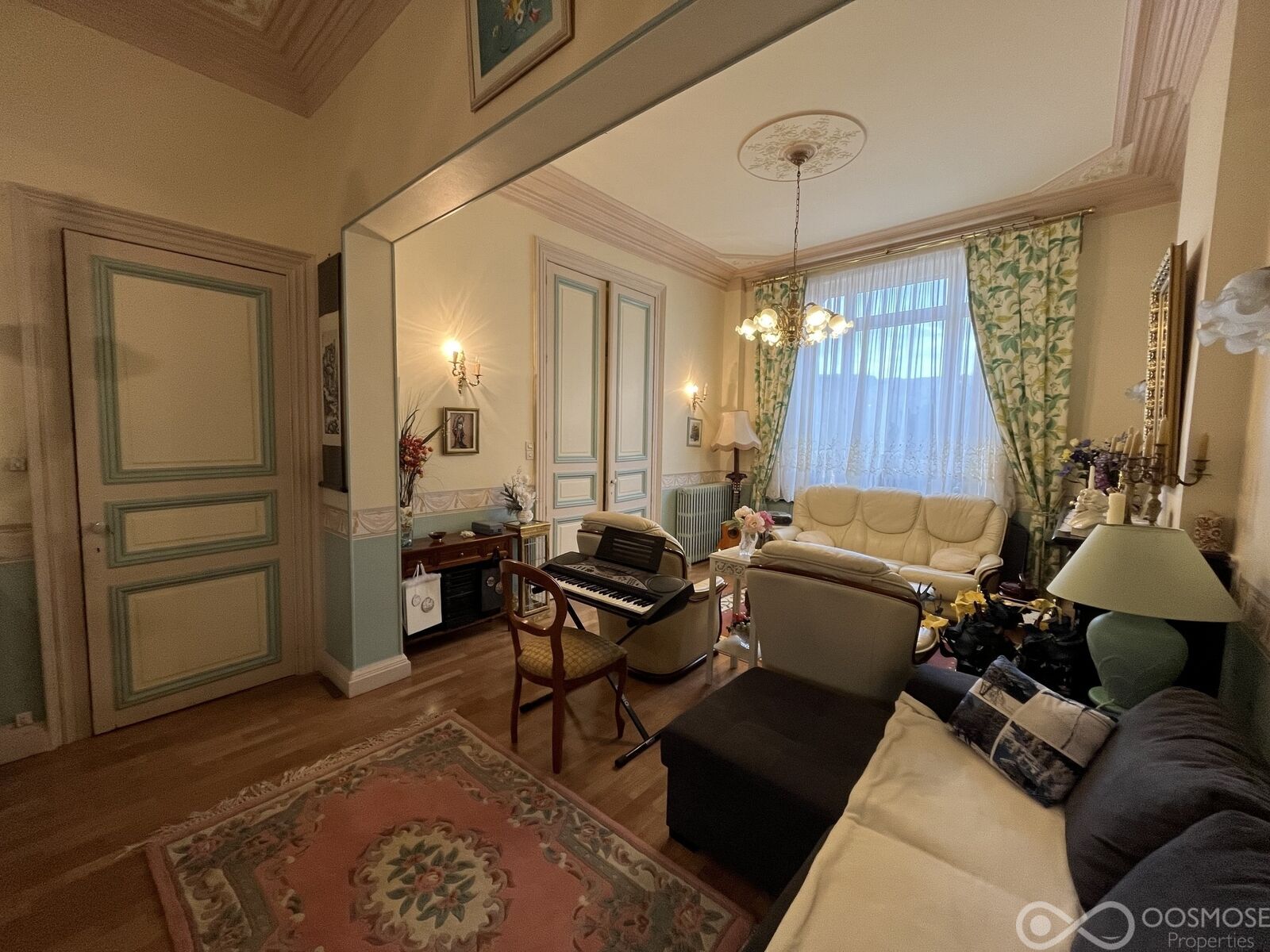 Belle maison de maître dans le centre ville - Img 3391