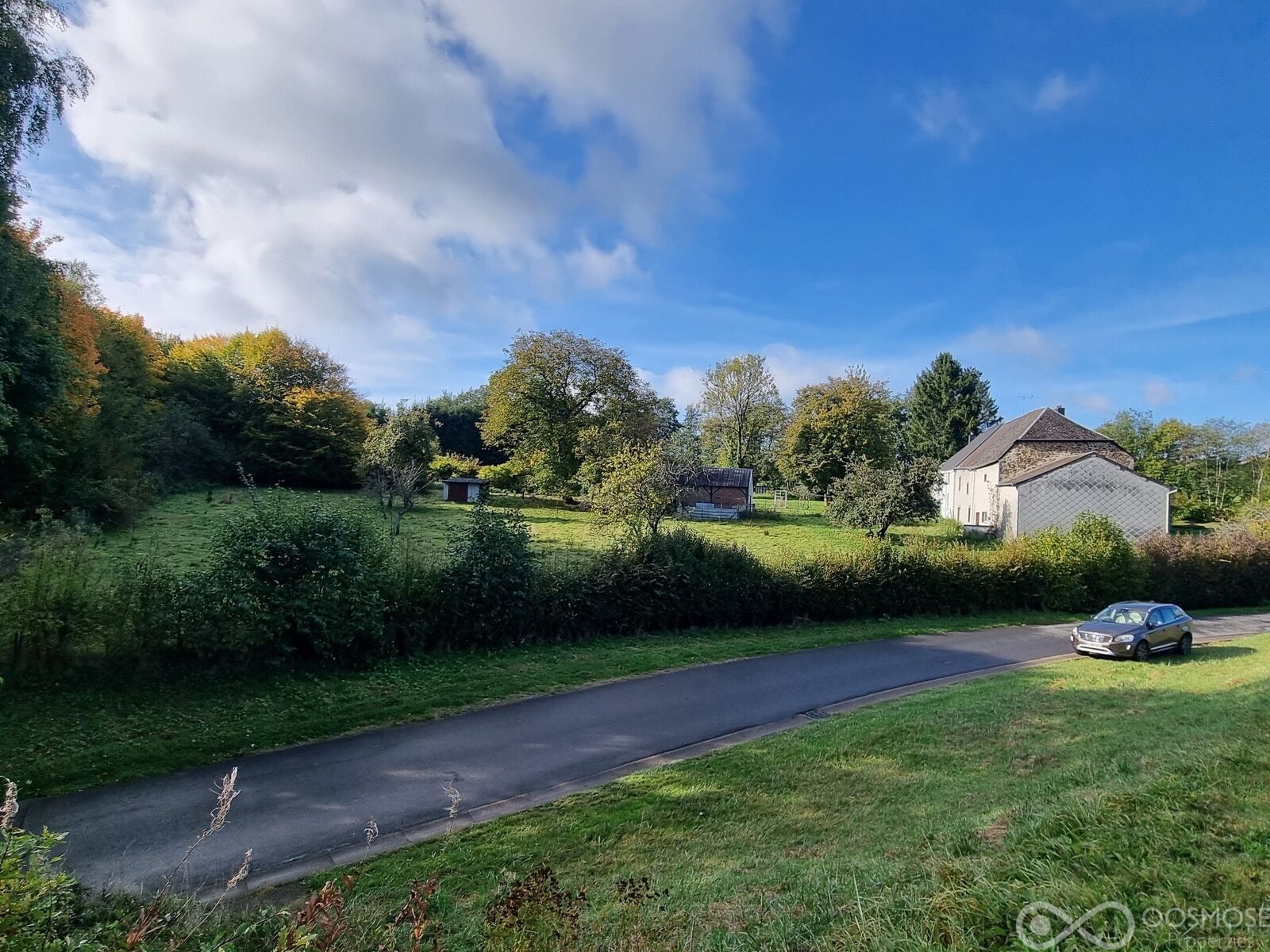 Maison en pierre mitoyenne  - 20251009 111313