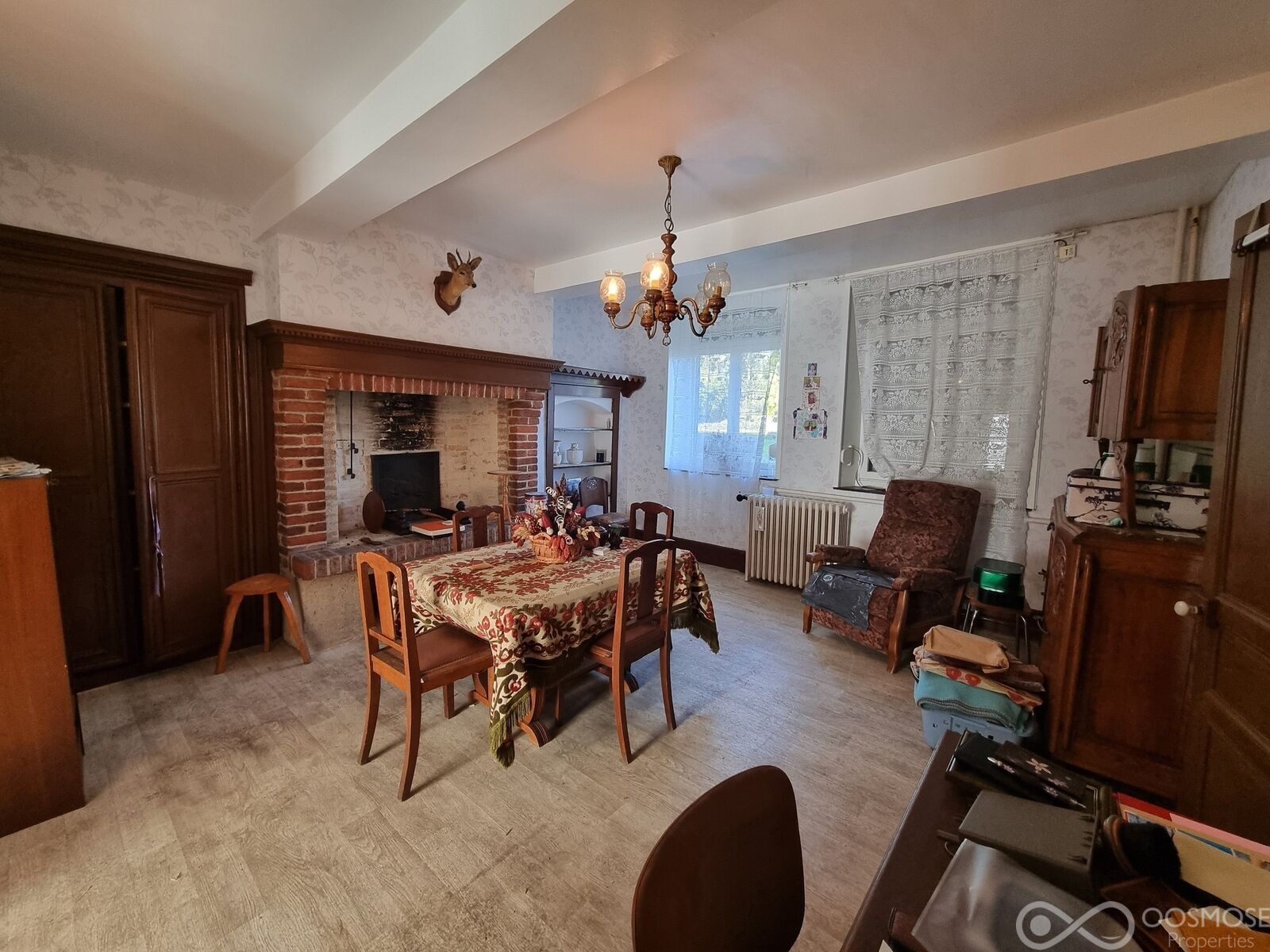 Maison en pierre mitoyenne  - 20251009 113131