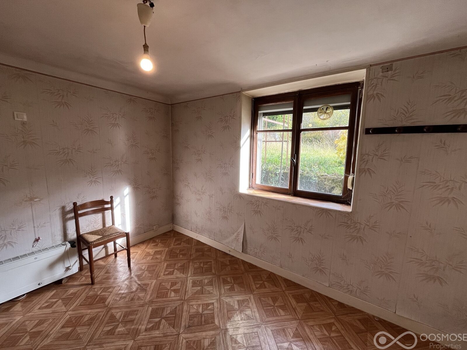 Maison à rénover avec grand jardin - Img 2733
