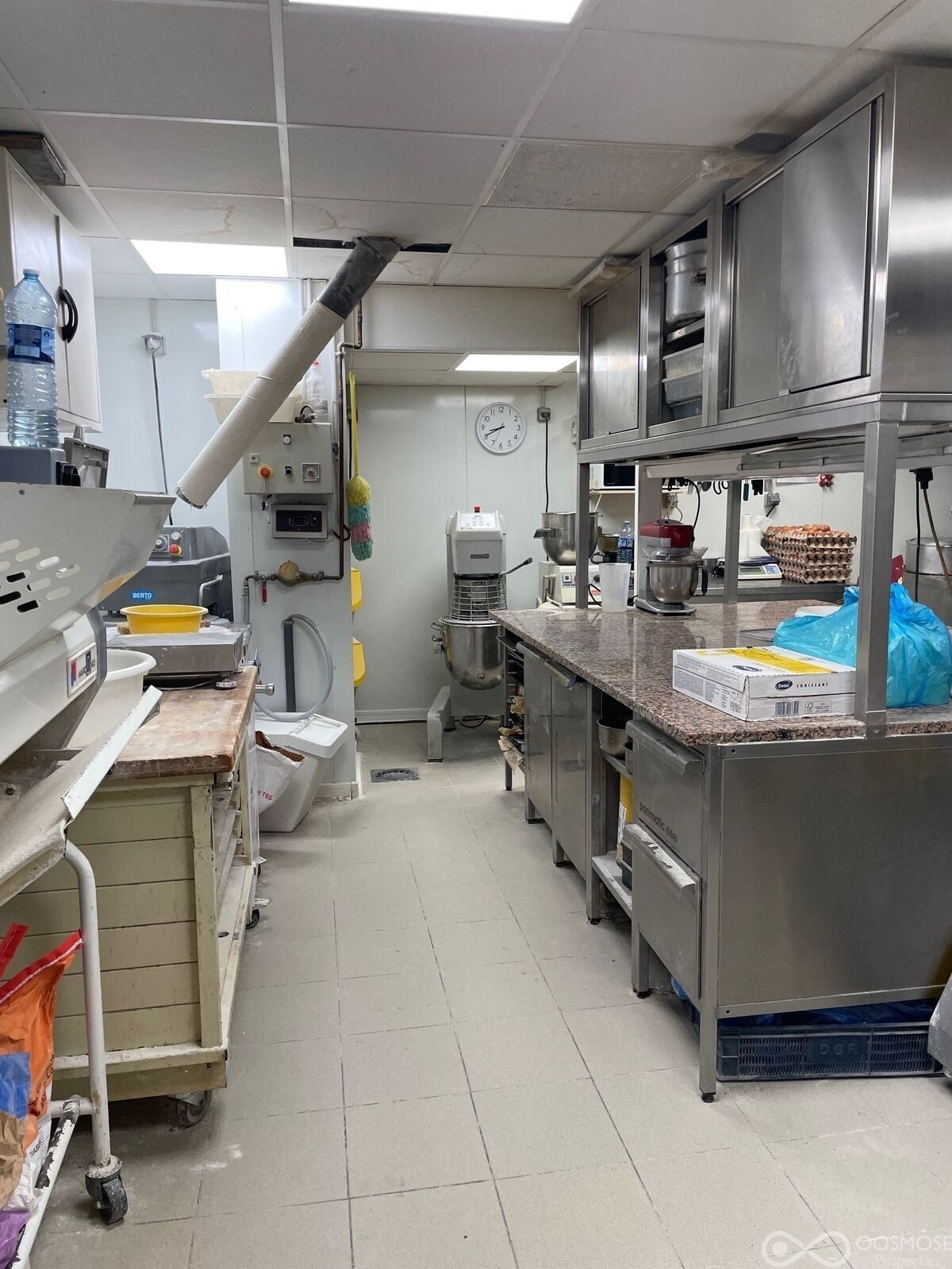 Boulangerie, pâtisserie, sandwicherie au centre touristique de Givet - Image1  2 