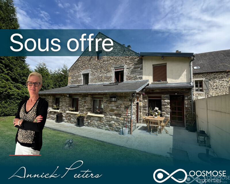 Charmante maison complètement rénovée avec belle vue sur les collines - Sous offre web