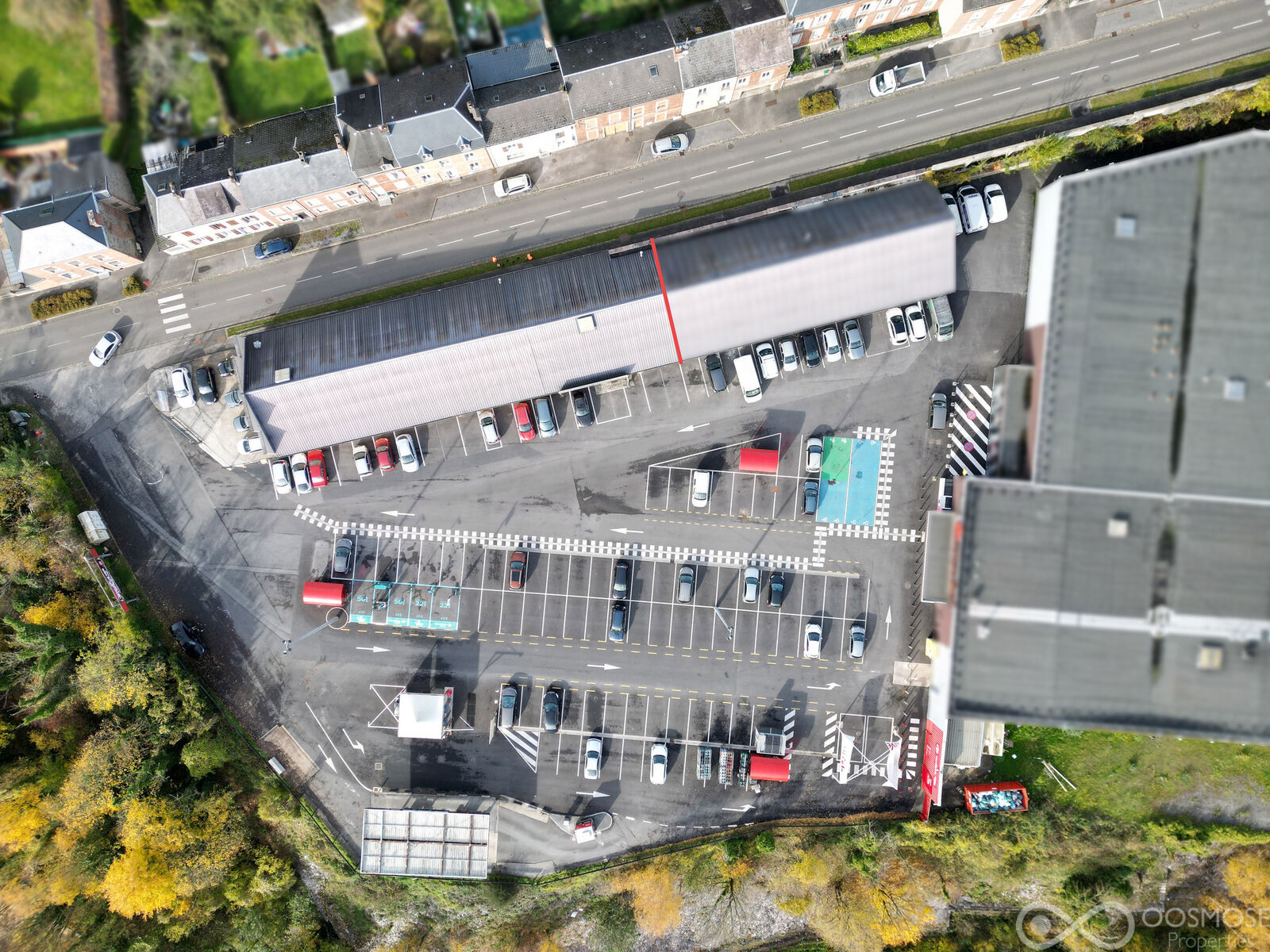 Murs et Fonds de commerce de 550 m² pour tout types d'activités - Final-68