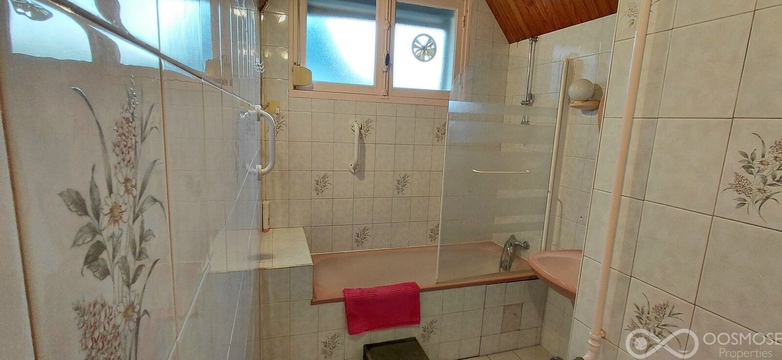 Maison de 98 m² avec jardin et garage - 20251107 163224