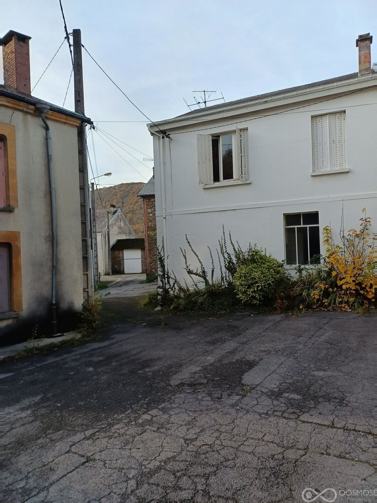 Maison de village trois facades - 20251104 151648