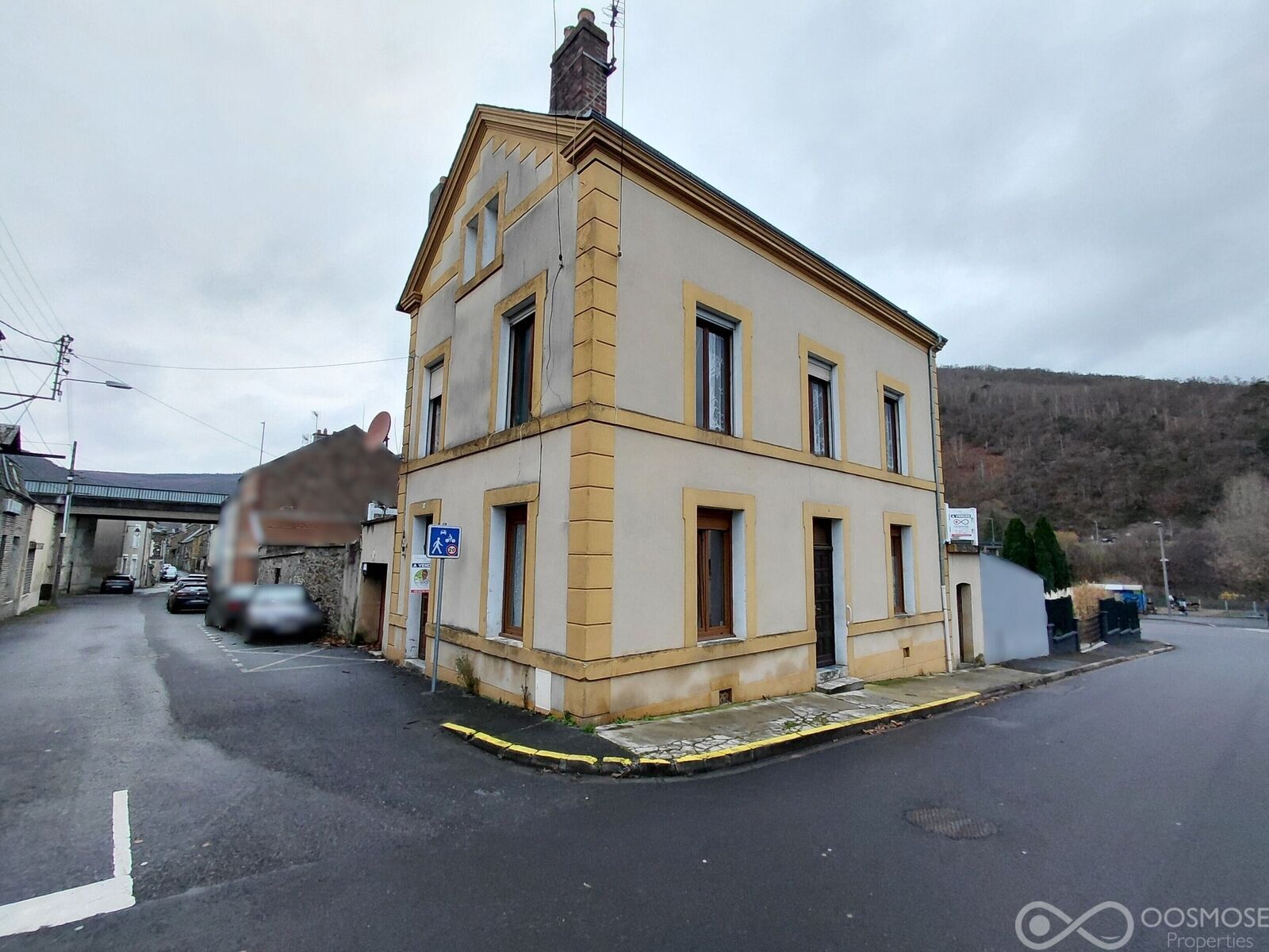 Maison de 112 m² avec jardin et garage - 1