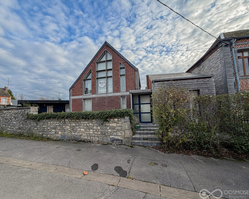 Belle maison au coeur d'un village avec garages - Final-181