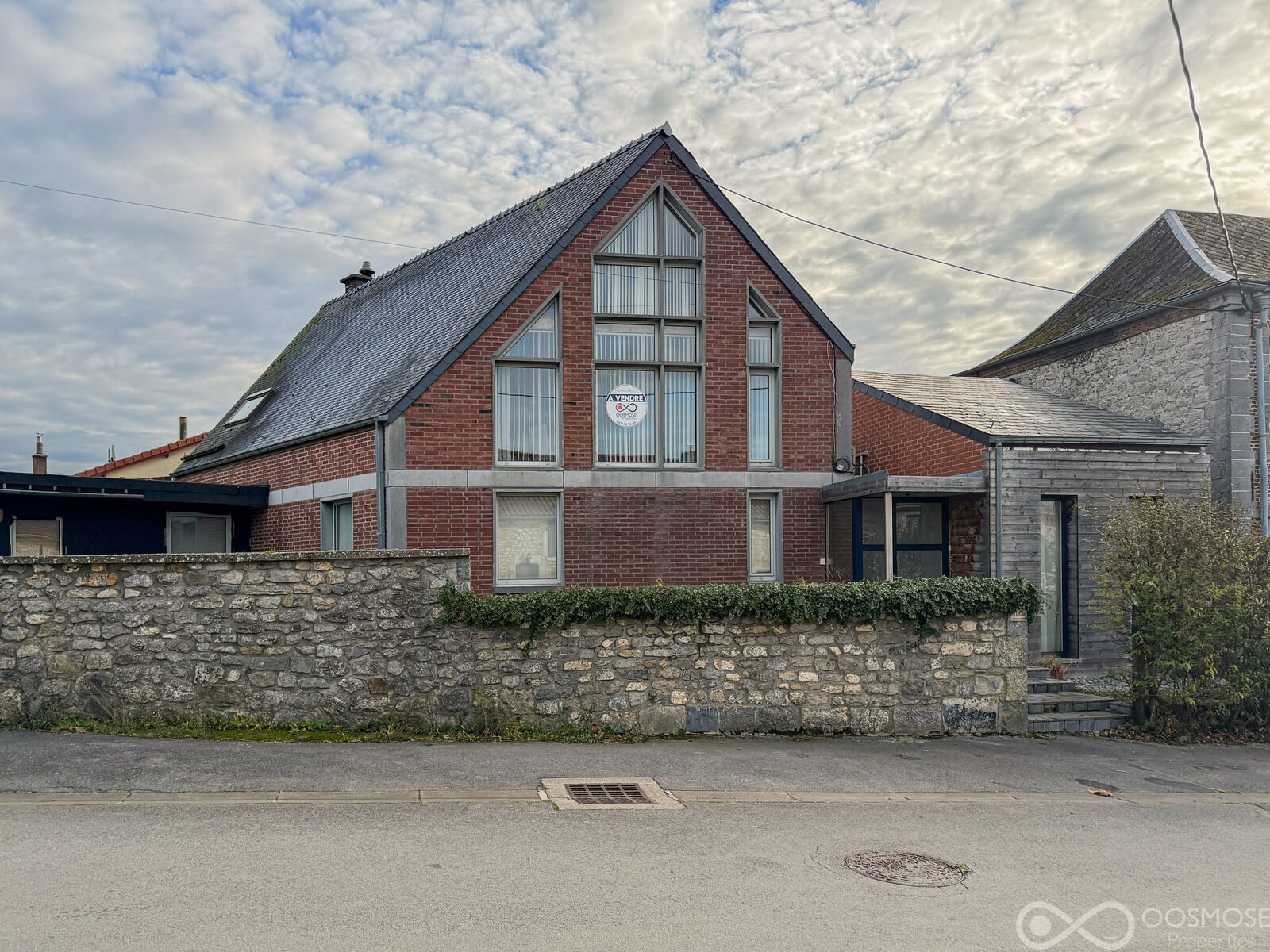 Belle maison au coeur d'un village avec garages - Final-178