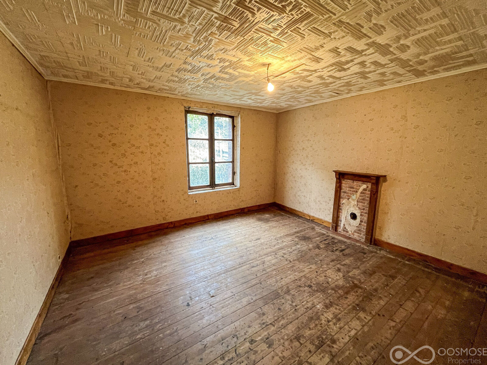 Charmante maison mitoyenne à rénover  - D5d22c40-2dcb-4fcf-98fa-7a6cf4fe9831