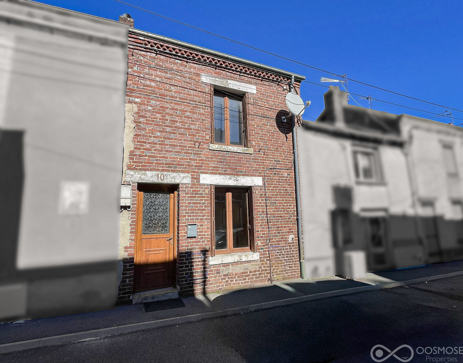 Charmante maison mitoyenne à rénover  - 2d1da640-180b-4be2-9750-a063a67a5921