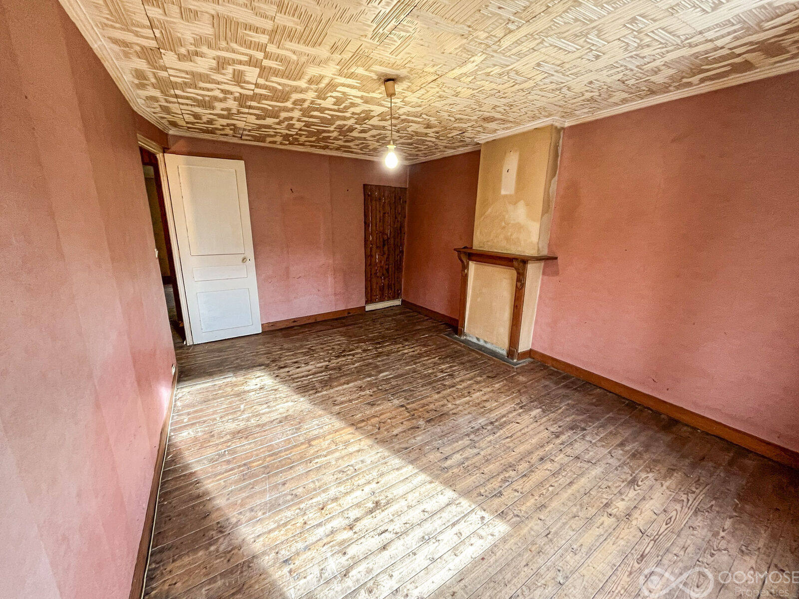 Charmante maison mitoyenne à rénover  - C3f69e42-54dc-422d-93a3-f490826d53ba