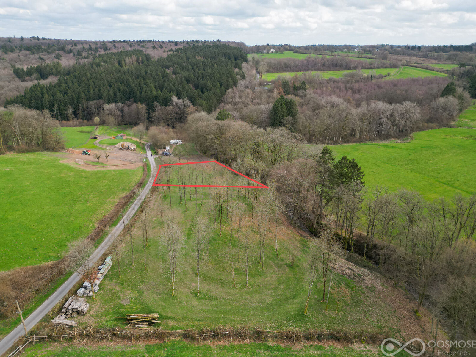 Terrain constructible de 1377 m² - Final-5