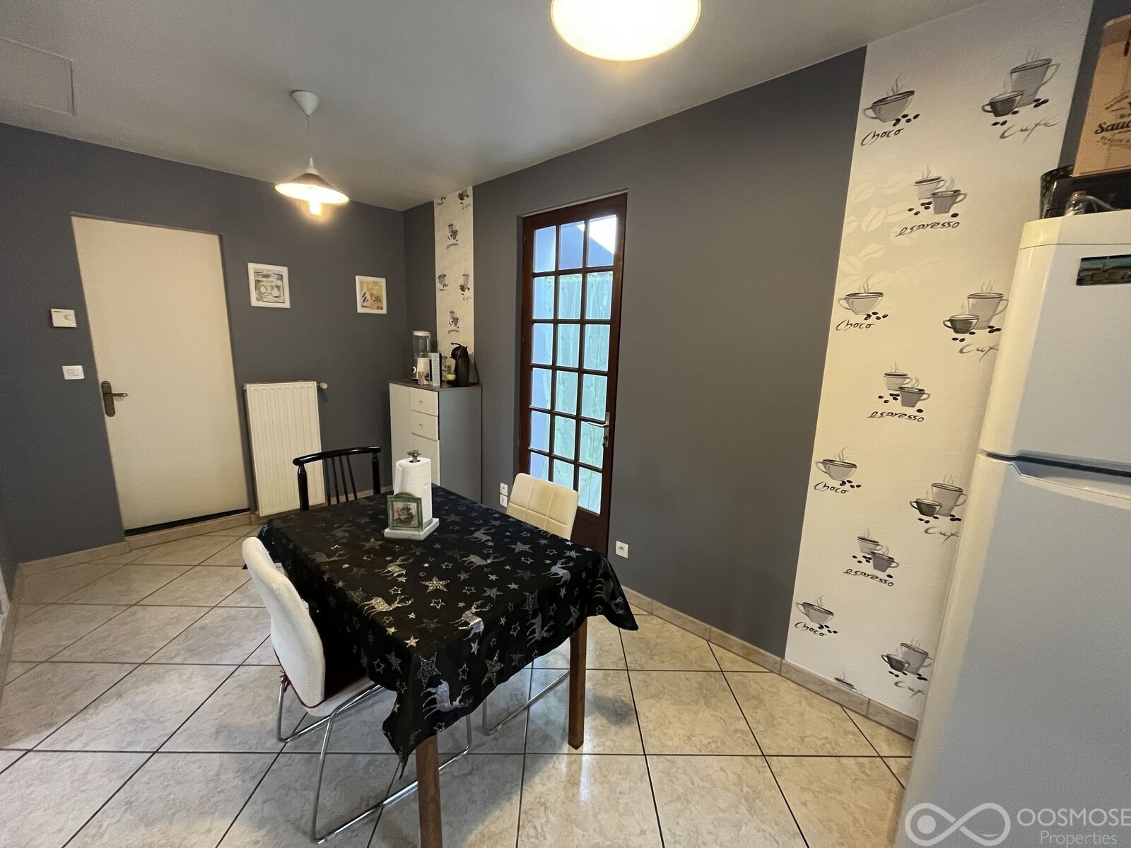 Charmante maison avec jardin et garage dans un quartier calme de Fumay - Img 4737