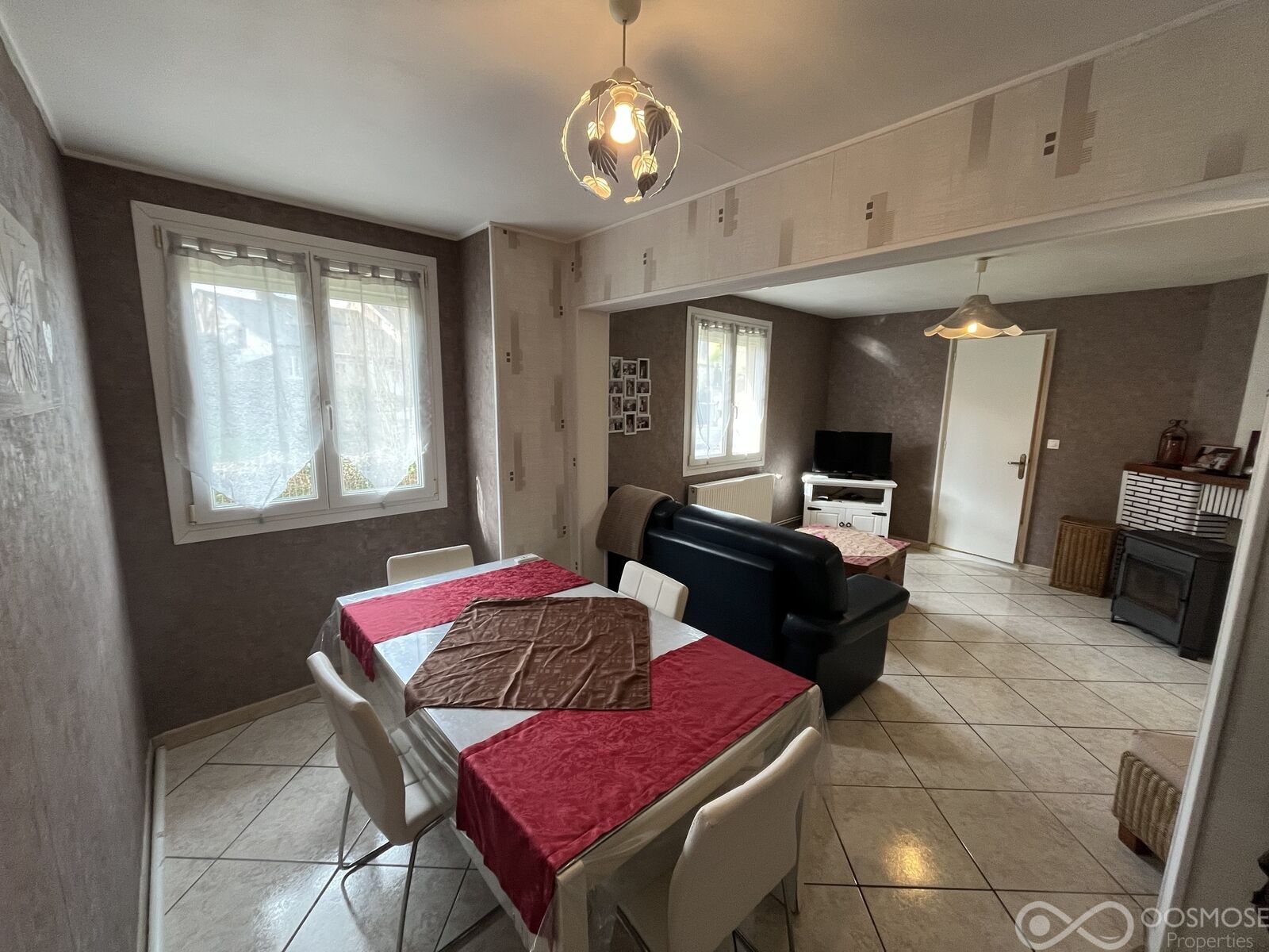 Charmante maison avec jardin et garage dans un quartier calme de Fumay - Img 4733