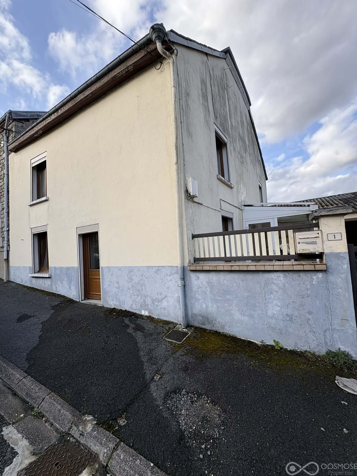 Maison semi mitoyenne à vendre à Fépin - Messenger creation d0ce71c5-ace1-432f-aee1-350f4e0f5651