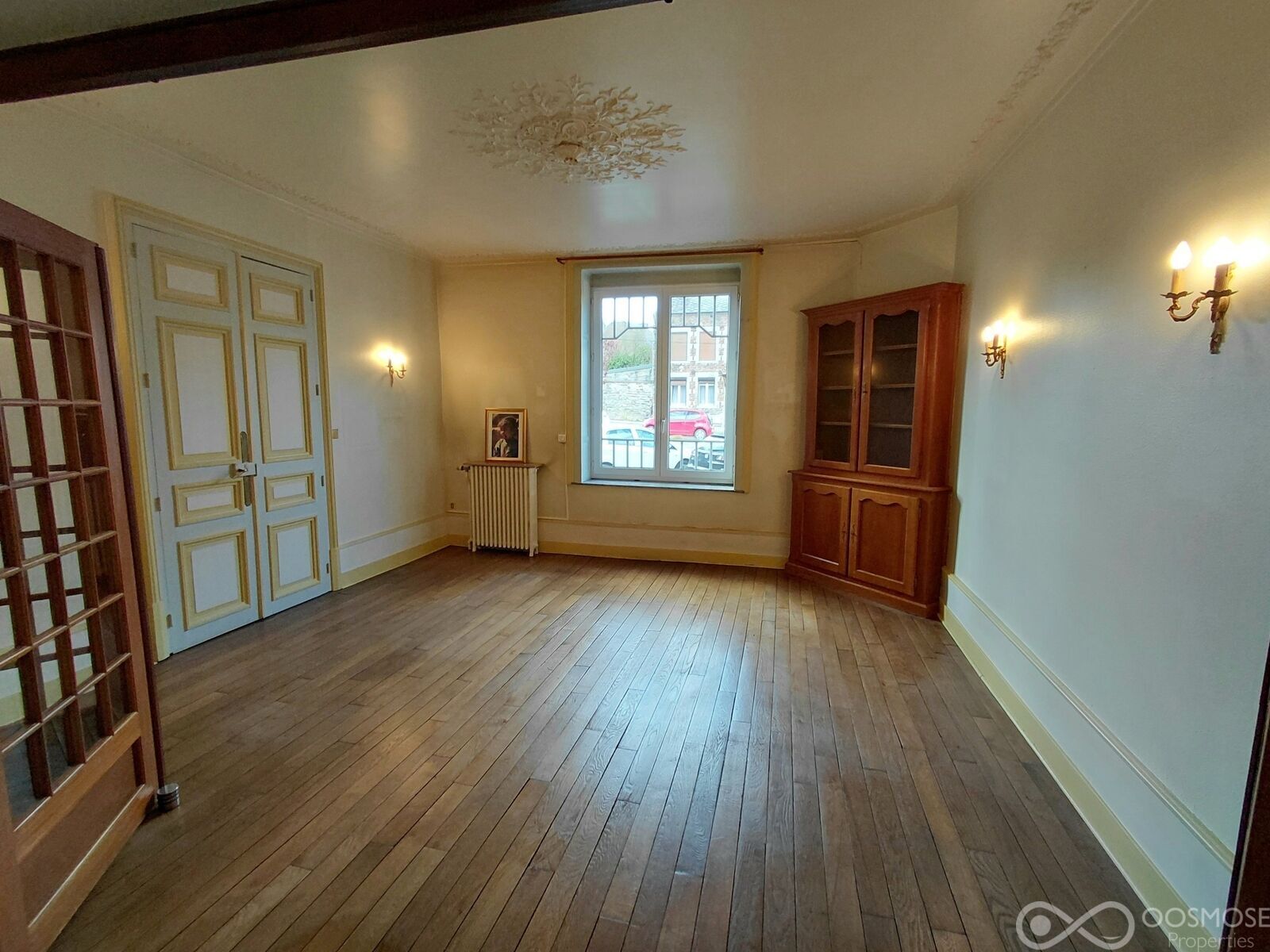 Maison bourgeoise de 182 m² avec jardin et garage - 20260328 132806