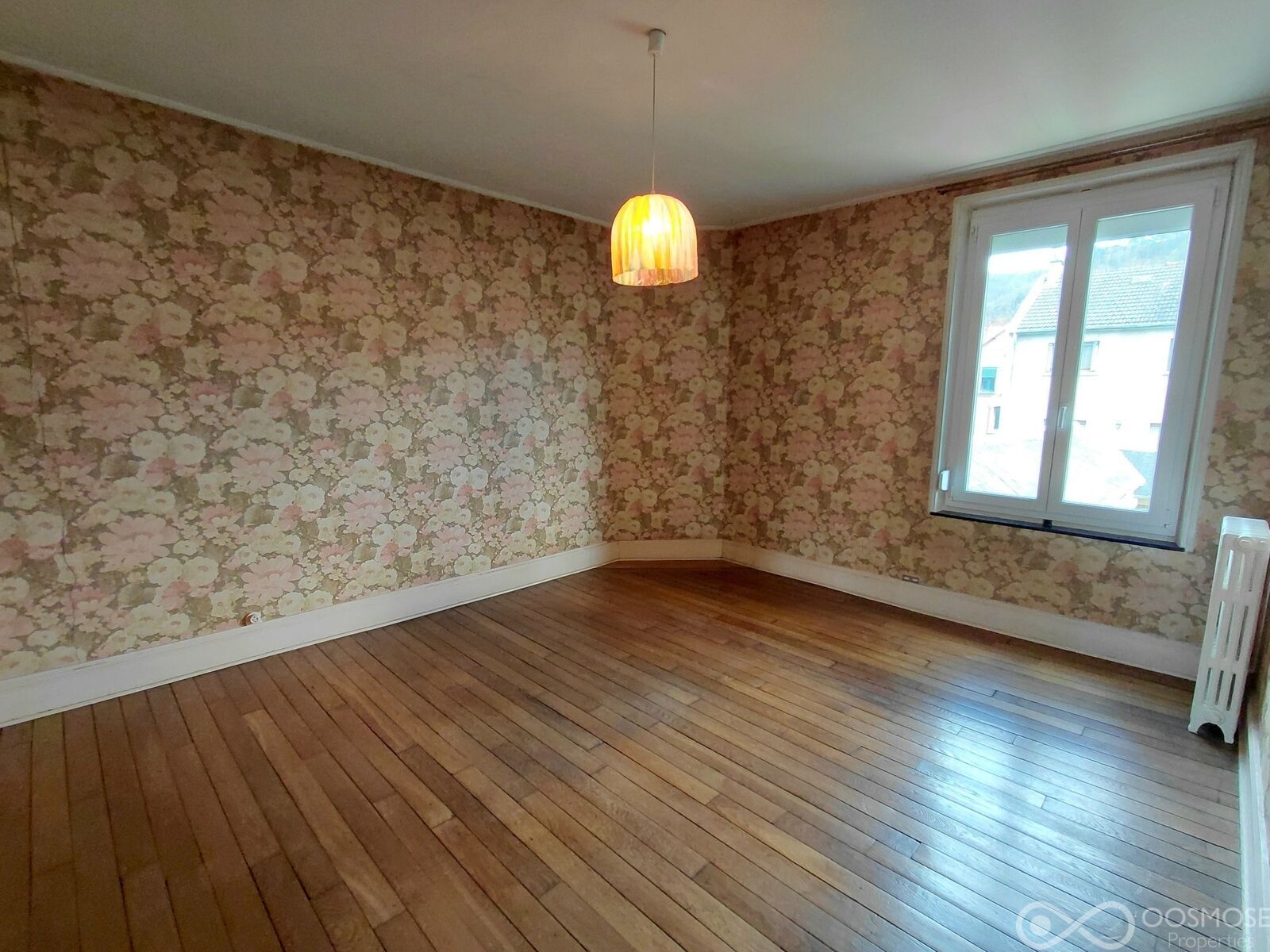 Maison bourgeoise de 182 m² avec jardin et garage - 20260328 132518