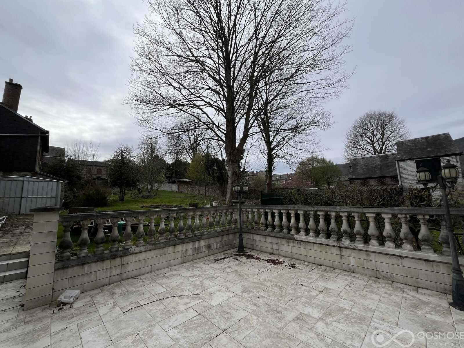 Bien d'exception avec grand jardin et garage - F8a941cb-e7c6-42f6-85ca-1d47cf106027