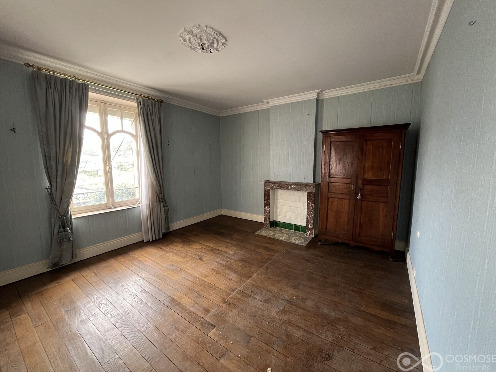 Bien d'exception avec grand jardin et garage - 2959d14d-d88c-49b7-99aa-36b14465b837