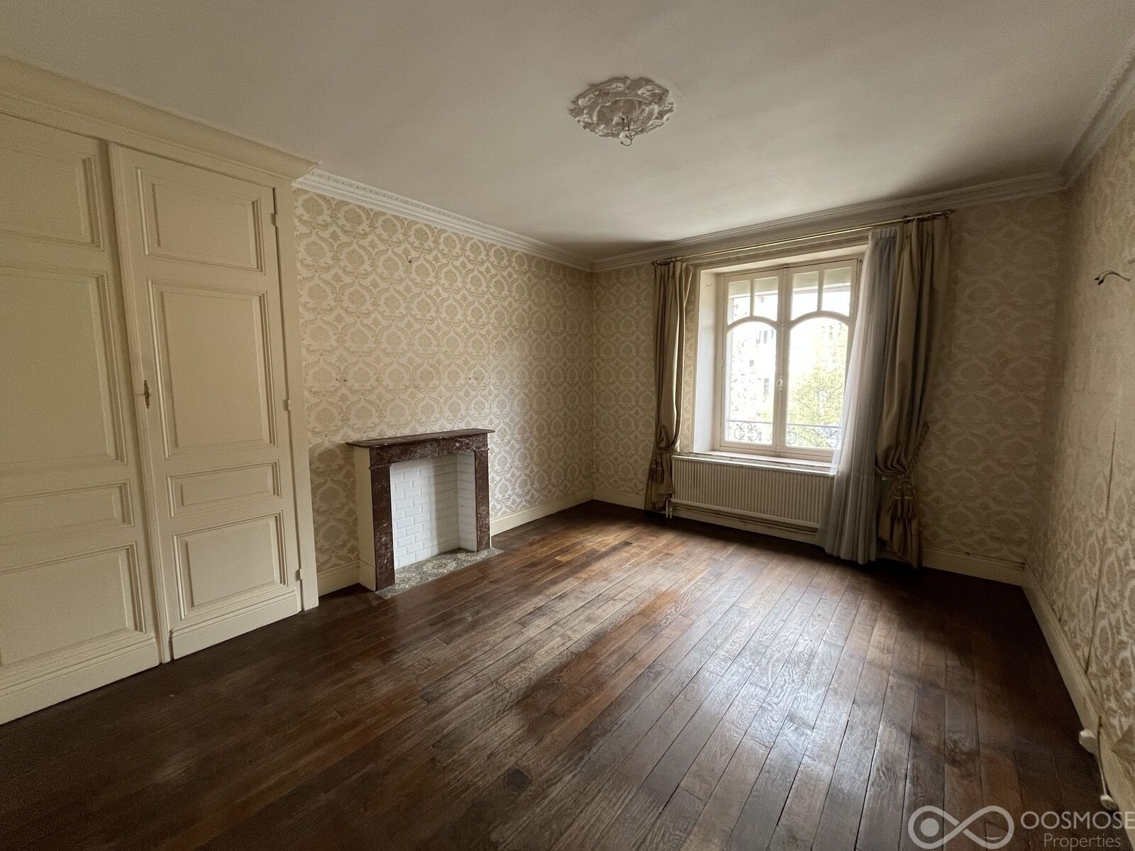 Bien d'exception avec grand jardin et garage - C470d4fd-2d73-4d18-8339-09b7c3f6b30c