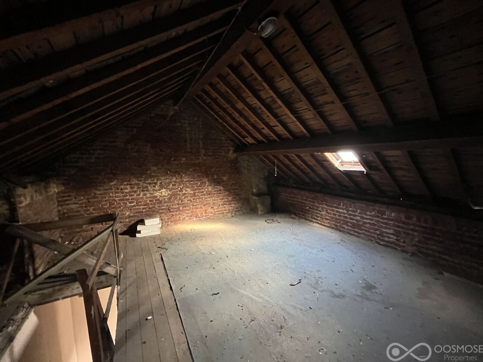 Bien d'exception avec grand jardin et garage - Img 4697