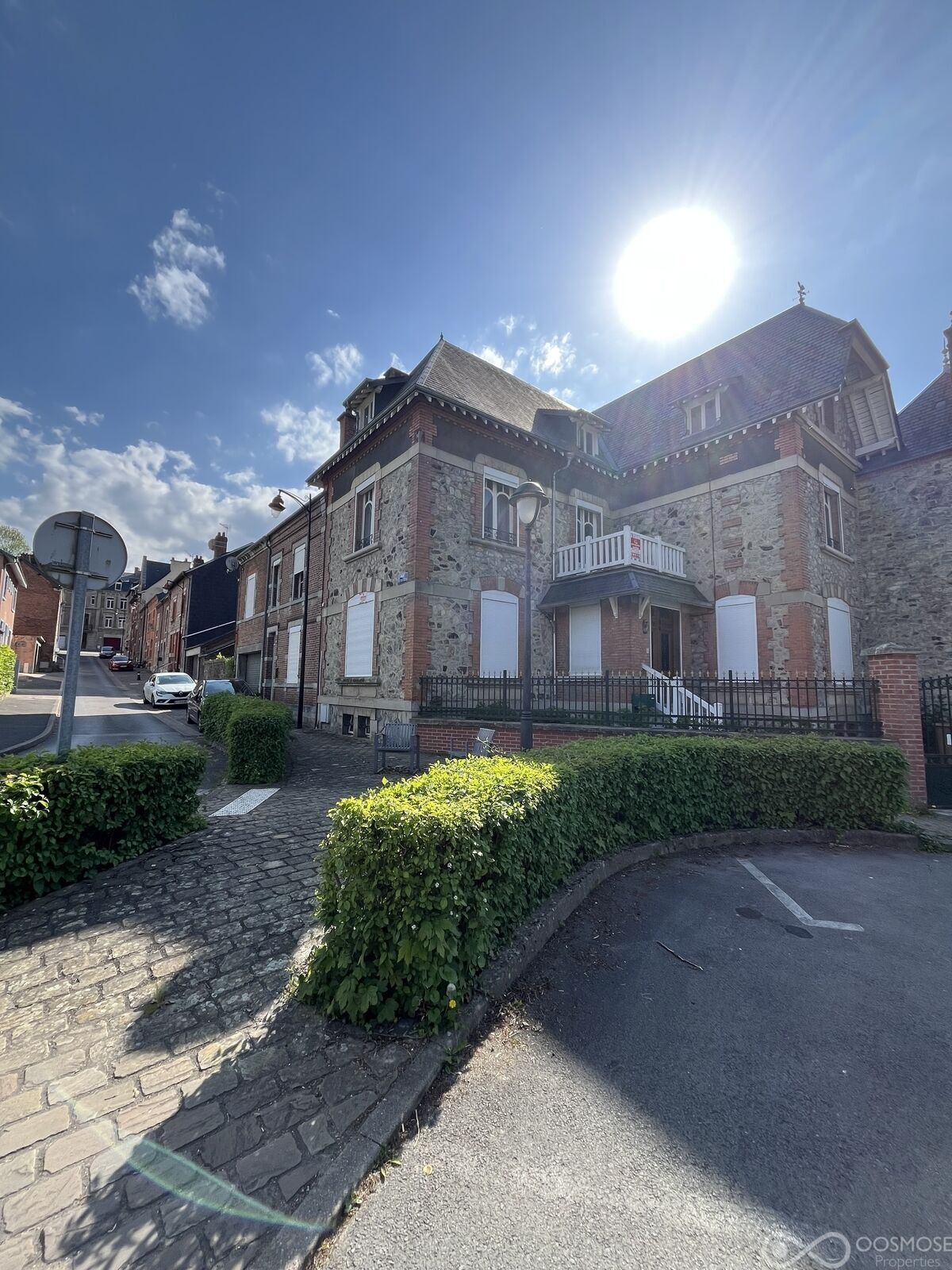 Bien d'exception avec grand jardin et garage - Img 5280