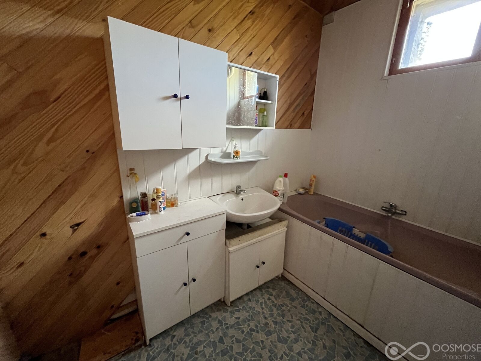 Maison complètement à rénover - Img 4912