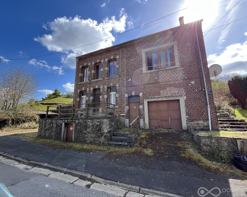 Maison complètement à rénover - Img 4918