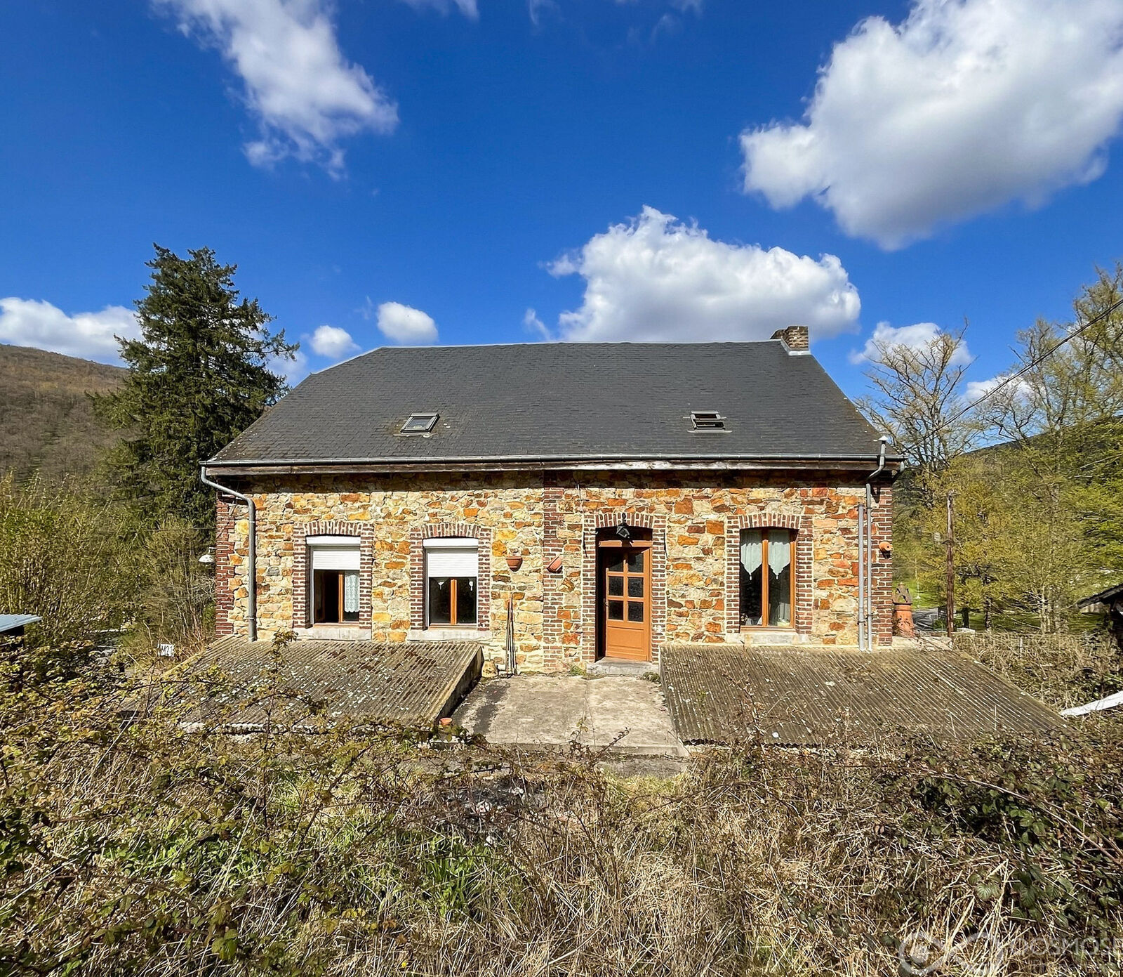Maison complètement à rénover - Glc-10