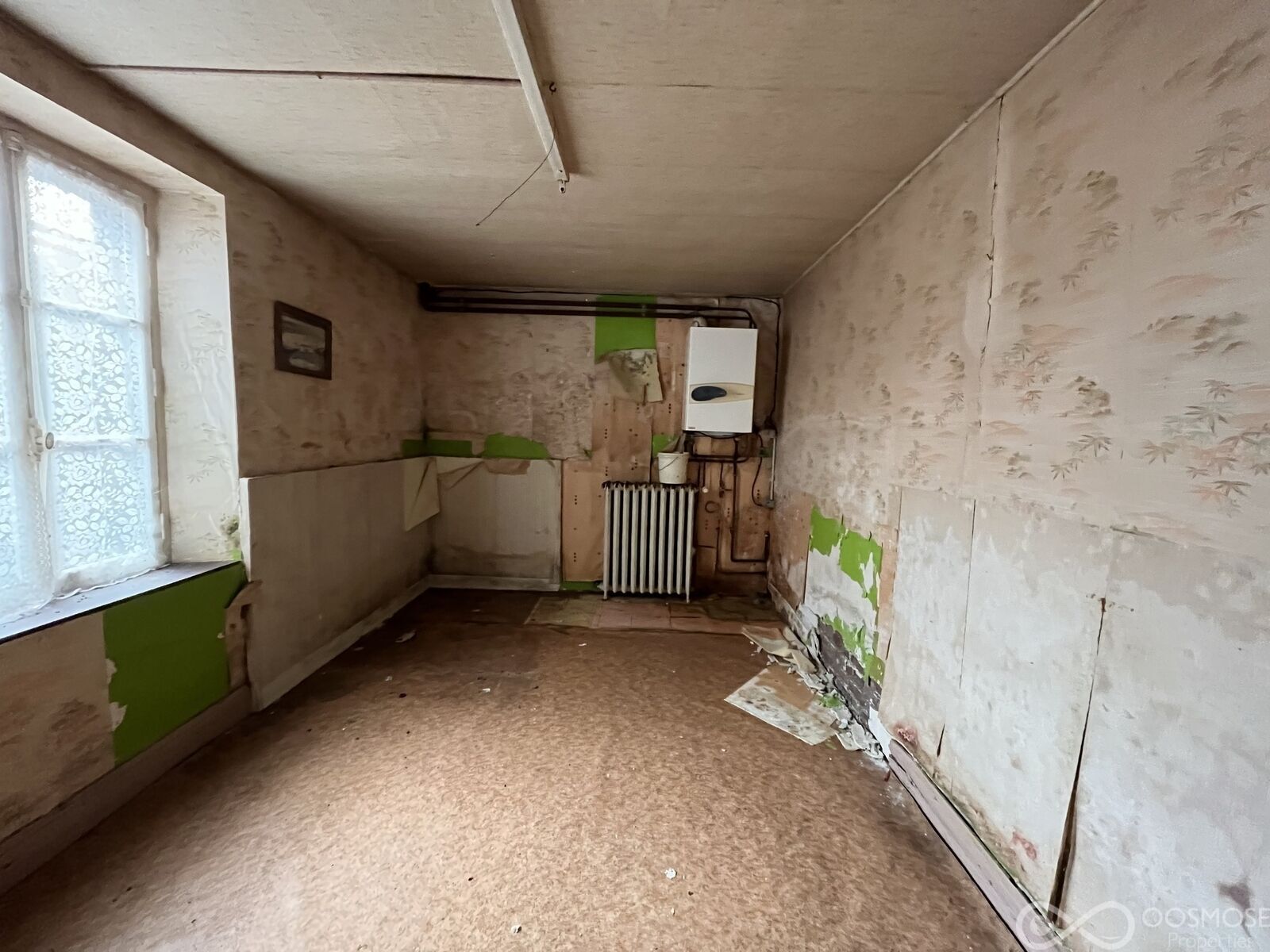 Maison complètement à rénover - Img 4909