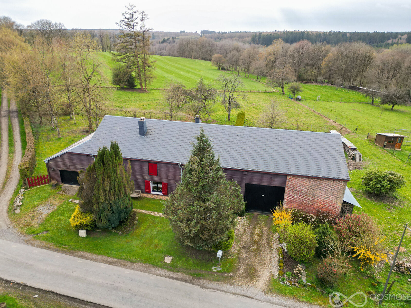 Charmante longère de plain-pied sur 5000 m² de jardin. - Sans titre-14