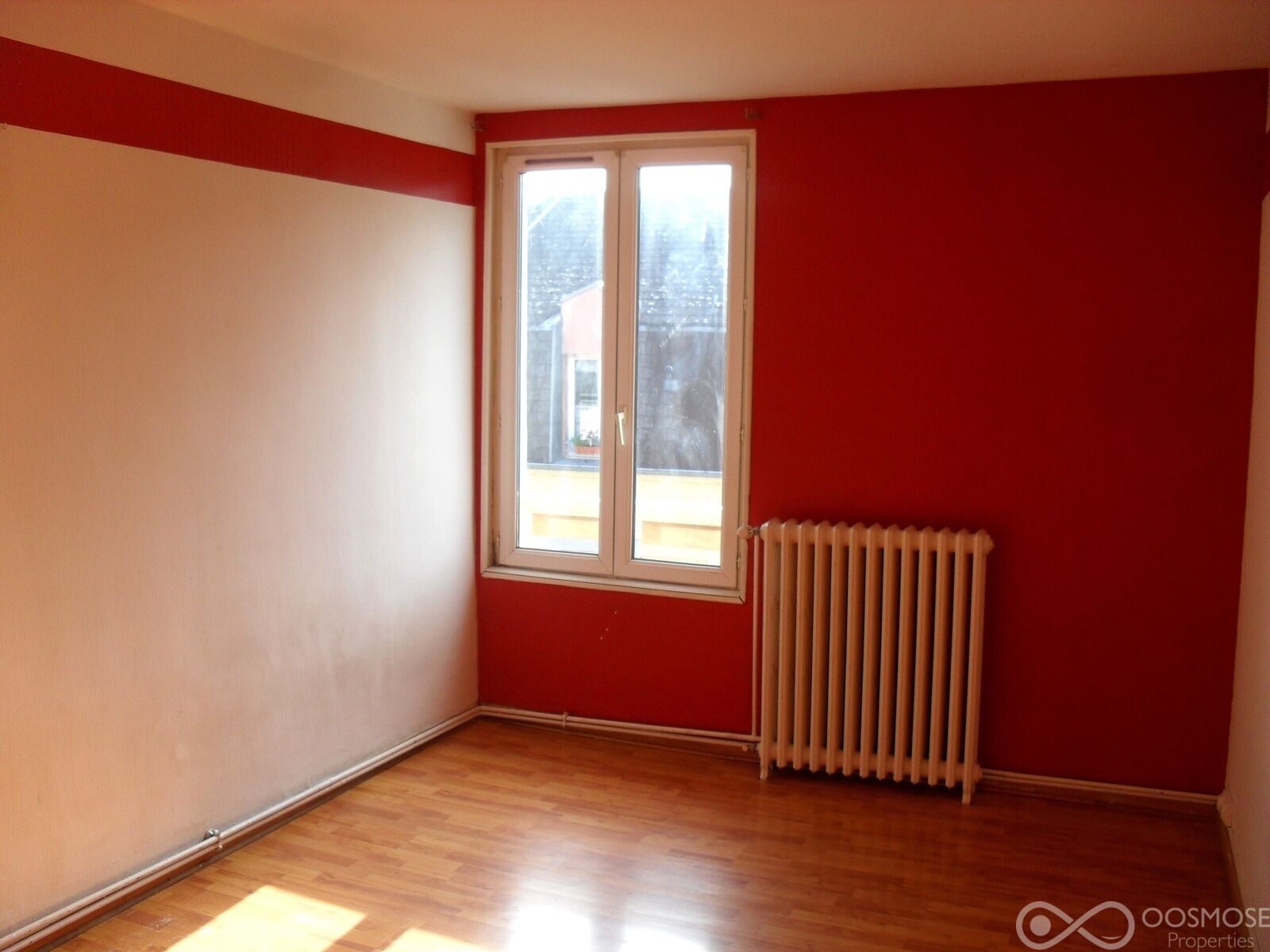 Immeuble mixte de 2 appartements et d'1 local commercial - Sdc16257