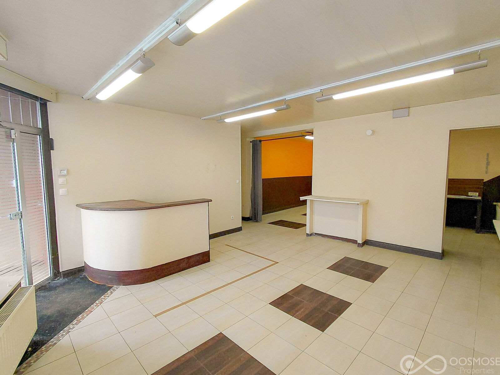 Immeuble mixte de 2 appartements et d'1 local commercial - Final-116