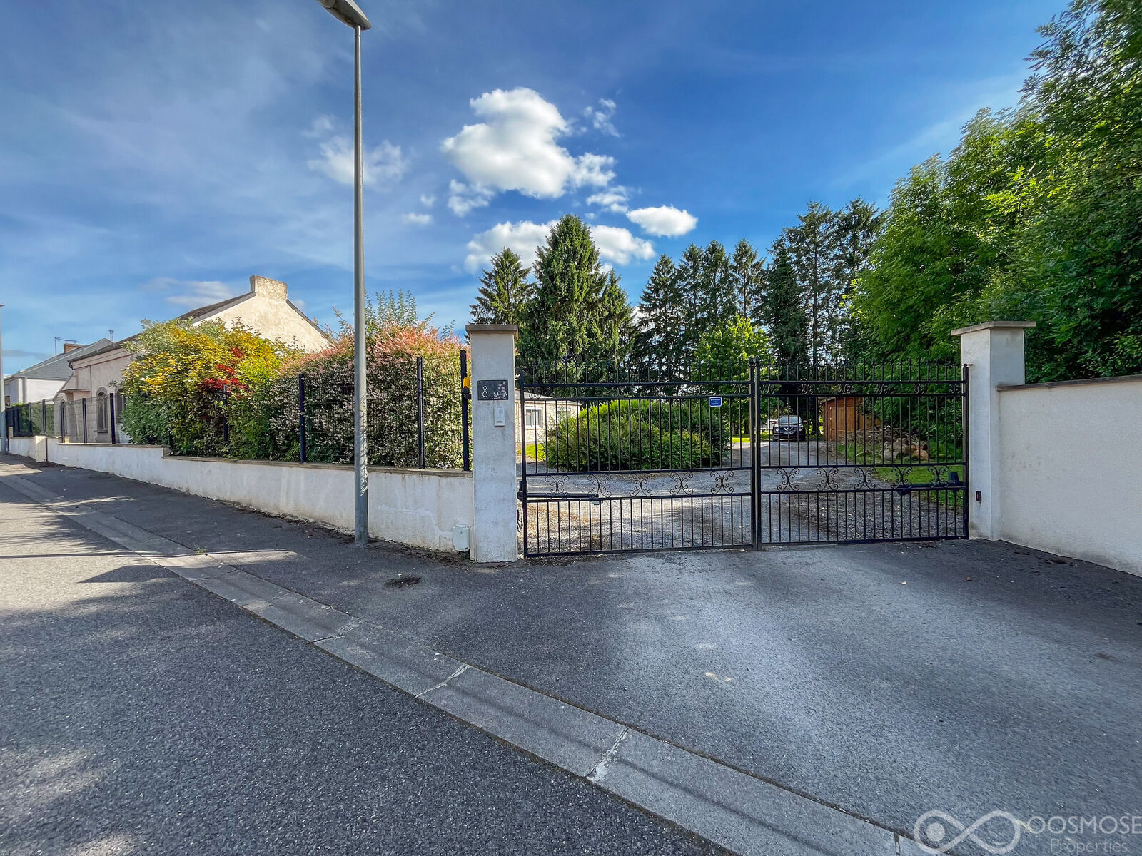 Superbe maison avec piscine intérieure - Final-21