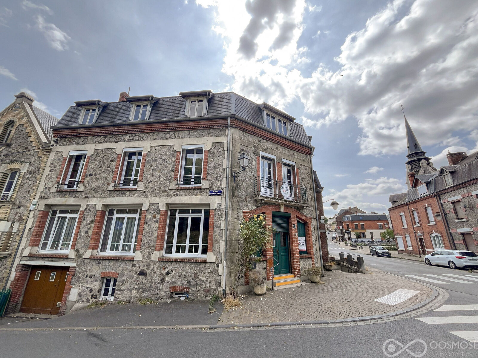 Belle opportunité pour cette grande maison située au bord de la Meuse. - Final-595