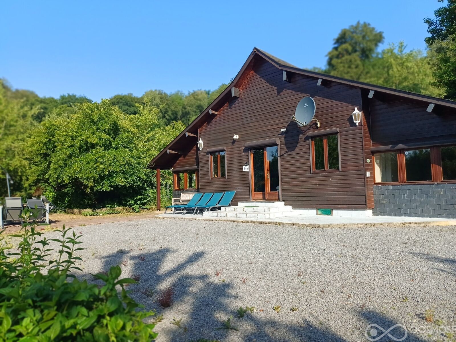 Beau chalet rustique - 20260624 084955