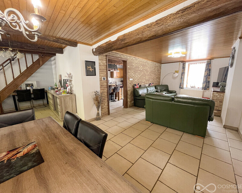 Belle maison entièrement rénovée avec grand garage-atelier - Final-727