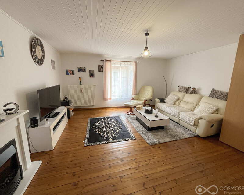 Belle maison entièrement rénovée avec grand garage-atelier - Final-722