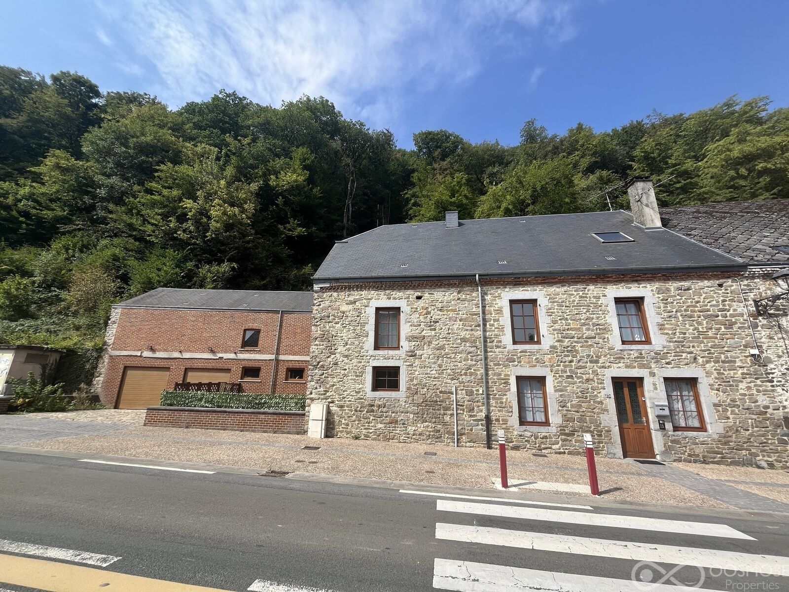 Belle maison entièrement rénovée avec grand garage-atelier - Img 6914