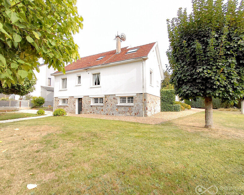 Pavillon de 135 m² dans le quartier de la Campagne à Revin - Final-1098